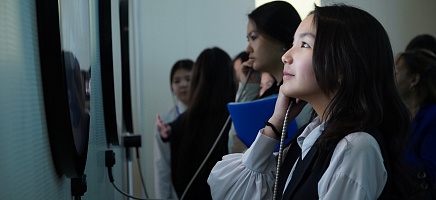 Более 100 школьников из Астаны и Алматы представили исследования о своих предках в Архиве Президента РК фото галереи 13